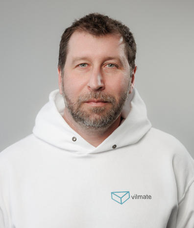 Anton Reznikov photo